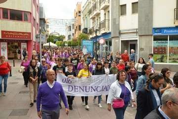 Telde protesta en silencio contra la violencia machista (Foto TA y Francisco Javier Santana)